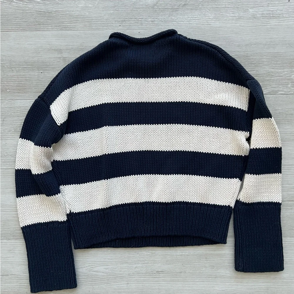 Banana Republic Navy & White Striped Crewneck Sweater - Picture 5 of 8